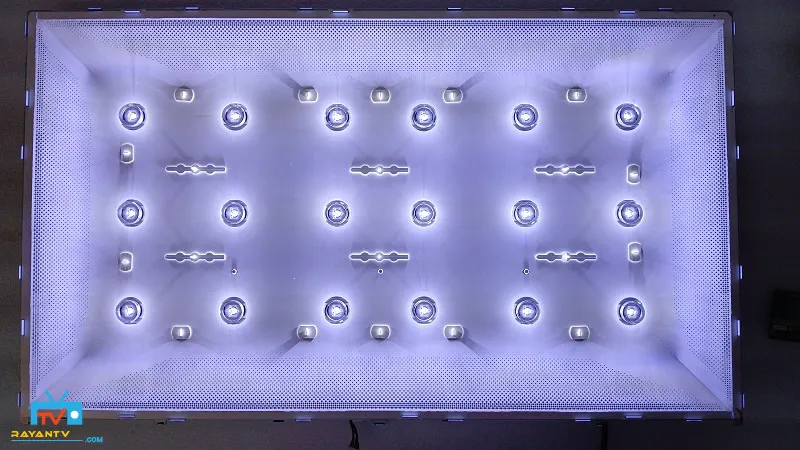 بک لایت تلویزیون از نوع دایرکت یا مستقیم در حالت روشن