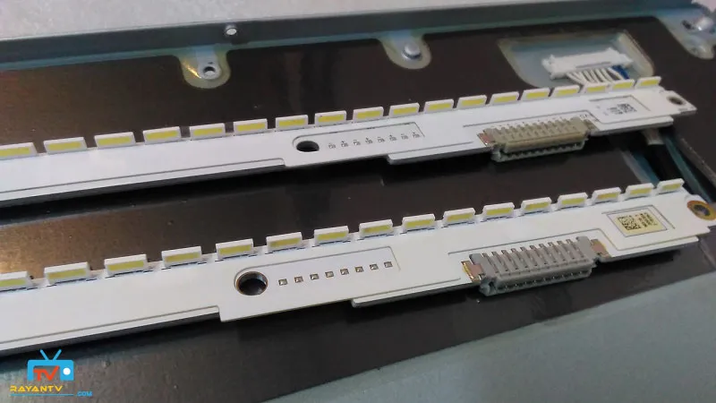 بک لایت از نوع (edge) یا لبه که در آن لامپ‌ها با فاصله کم از هم چیده می‌شوند